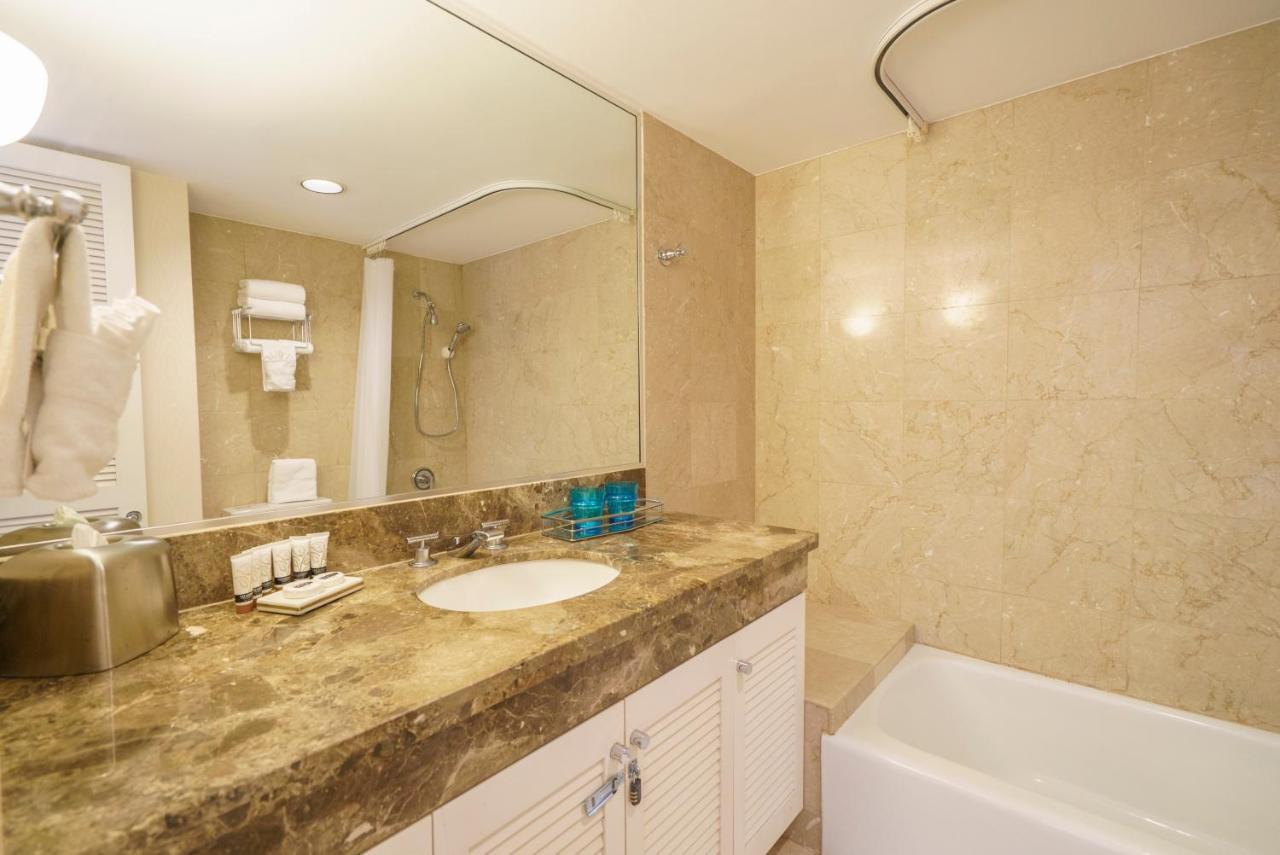 Studio Unit At The Royal Garden, In Waikiki ワイキキ・ロイヤルガーデン Honolulu Buitenkant foto