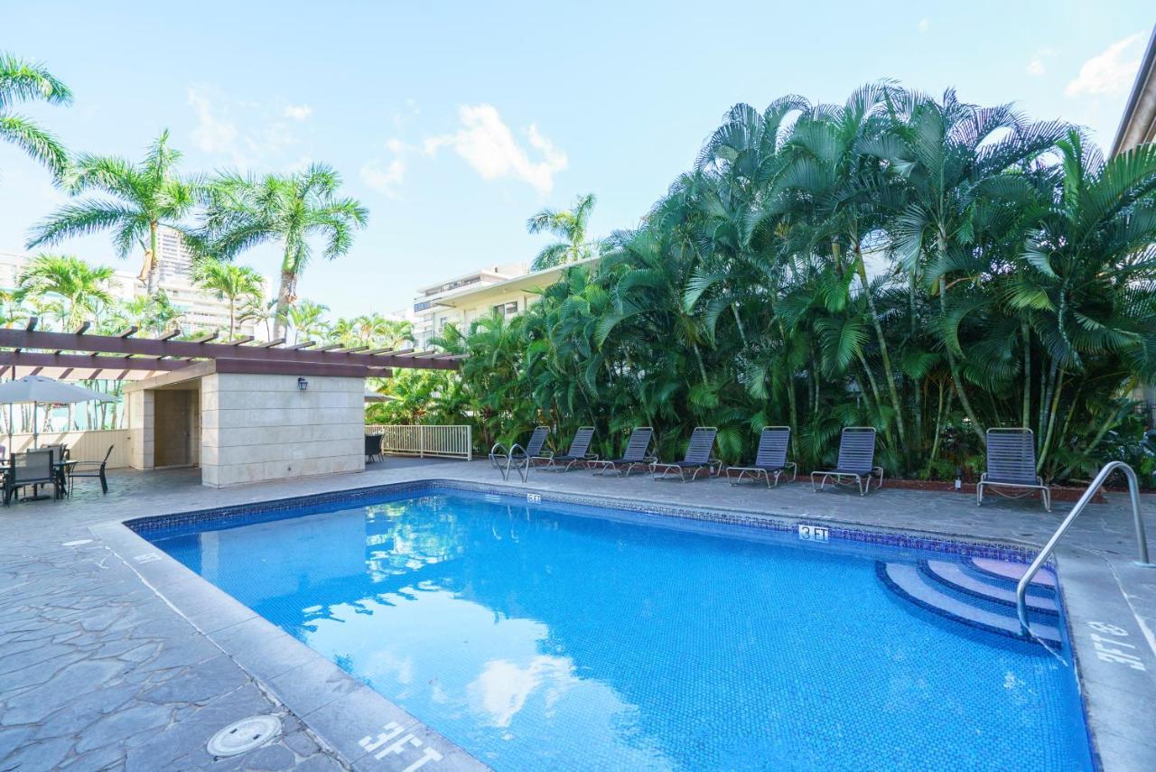 Studio Unit At The Royal Garden, In Waikiki ワイキキ・ロイヤルガーデン Honolulu Buitenkant foto