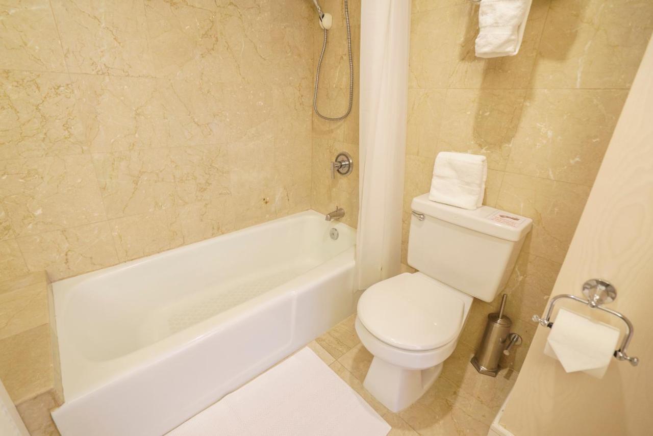 Studio Unit At The Royal Garden, In Waikiki ワイキキ・ロイヤルガーデン Honolulu Buitenkant foto